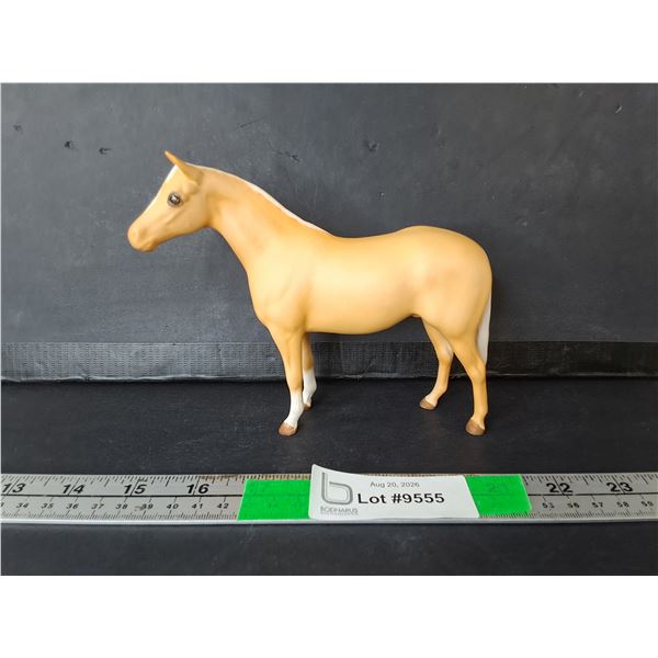 Beswick Ceramic Thoroughbred Stallion 5.5" Tall