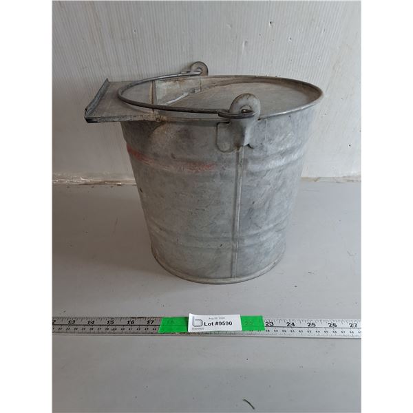Galvanized Poultry Waterer 10" Tall