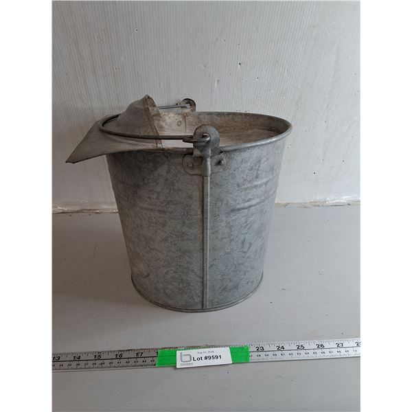 Galvanized Poultry Waterer 10" Tall