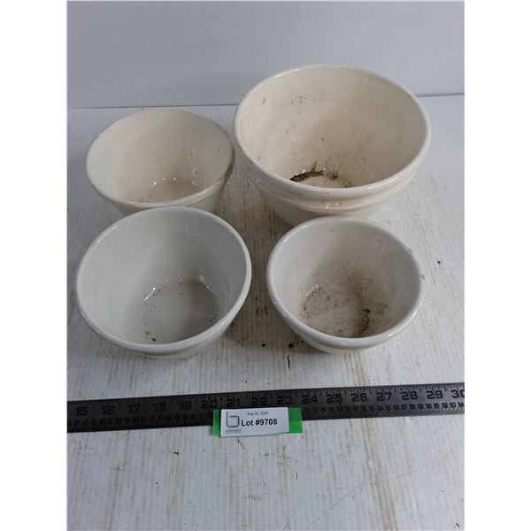 (4) Ceramic Mixing Bowls from England