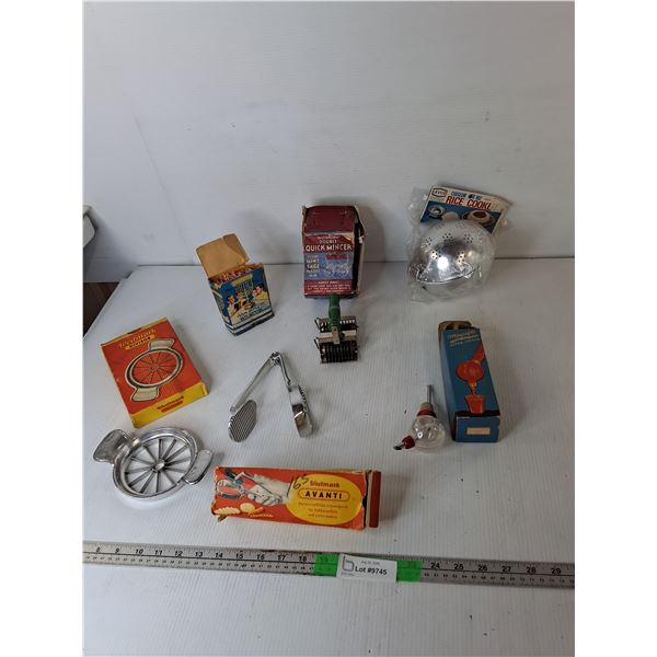 Vintage Rice Cooker, Quick Mincer, Siphon Jigger, Misc.