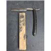 Image 3 : (2) Vintage Straight Razors with Container