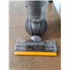 Image 3 : * Dyson Ball Origin Vacuum - Powers On - No Suction - Cannot Ship