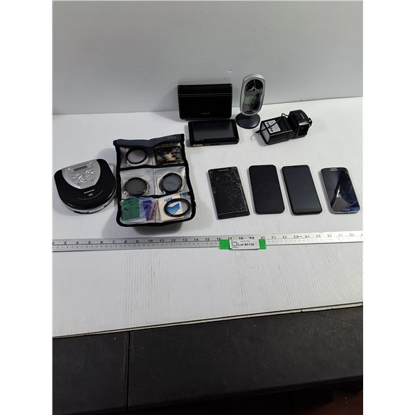Iphone, Samsung, LG, Blackberry, Garmin Nuvi, Sony Light Flash, Misc-No Power Plugs-Untested,As Is
