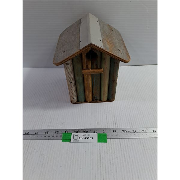Wooden Bird House (5.5x5.5x8")