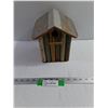 Image 1 : Wooden Bird House (5.5x5.5x8")