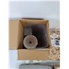 Image 8 : Photo Album, Bathroom Floor Mat, Throw Blankets, Mini Vase, Misc