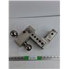 Image 1 : Heavy Duty Trailer Hitch, Pickup Only