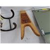 Image 3 : Horseshoe Wine Rack, Boot Jack & Cop e Eez Document Holder