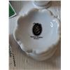 Image 7 : Keyboard/Mouse, Untested Lightbulbs,  Purse, (3) Saucers, Assorted Misc