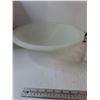 Image 7 : (6) Light Covers, (1) Timex Alarm Clock As-Is, (2) Light Fixtures As-Is