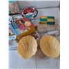 Image 5 : Pastry Cloth, Icing Set, Tongs, Plastic Grater, Misc