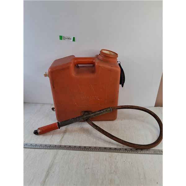 Wajax Liquid Canister with Sieve and Hand Pump, Pickup Only