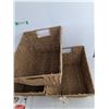 Image 3 : (4) Wicker Baskets, Meat Thermometer, Cake Decoration Set As-Is
