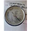 Image 5 : (4) Wicker Baskets, Meat Thermometer, Cake Decoration Set As-Is