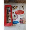 Image 6 : (4) Wicker Baskets, Meat Thermometer, Cake Decoration Set As-Is