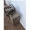 Image 3 : **(2) Floodlamps Floodlights Untested As-Is No Shipping