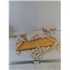 Image 6 : Macrame Plant Shelf