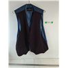 Image 1 : Medium London Fog Burgundy and Blue Vest