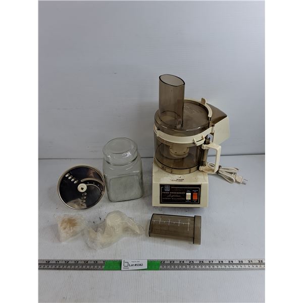 Cookie Jar & General Electric Food Processor w/Accessories - Powers On, As Is