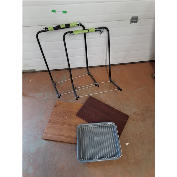 *Pant Hangers, Compressed Wood Planks & Baking Pan w/Grill