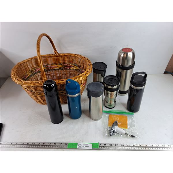 Wicker Basket, Insulated Bottles, Torx T Wrench