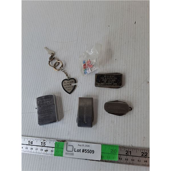 Lighter, Keychain, Pocket Knives