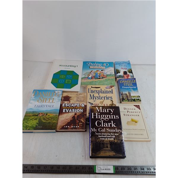 Various Books, Danielle Steele, Pushing 40, Accounting