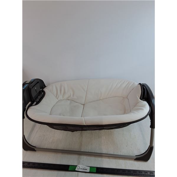 Graco Pack and Play with Bassinet, Pickup Only