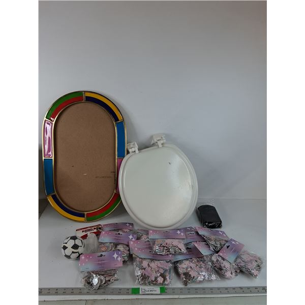 Wall Mirror As Is 24"x15", Toilet Seat 15.5"x14 1/4", Confetti, Misc