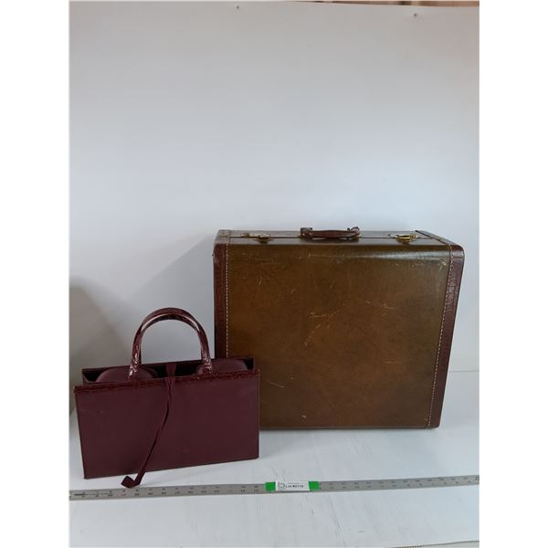 Suitcase 21"x8.5"x18.5" And Travel Organizer 14"x3"x8", Misc