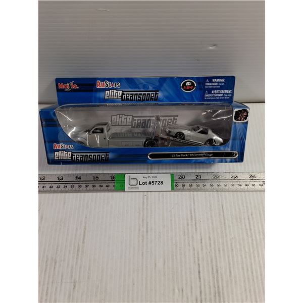 1:64 Die-Cast CS Tow Truck with 1969 Corvette Coupe