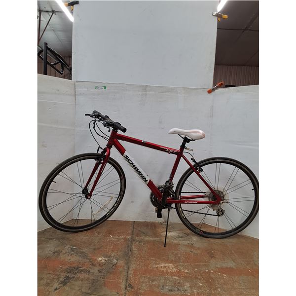 *Schwinn Circuit XST Hybrid/Fitness Bicycle- -28" Tire