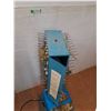 Image 6 : *Curtis Key Cutting Machine 14"x13"x36"( as is)