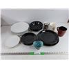 Image 1 : Ceramic Plates, Bowls & Mugs