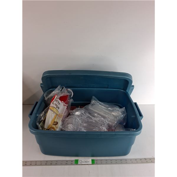 Tote 21"x15.5"x8.5 " (100) Plastic Cutlery Pieces, (100) Plastic Beer Cups, Pickup Only