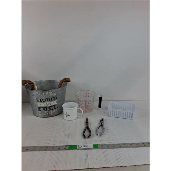 Ice Bucket, Original 16 Mug, Measuring Cup, Pliers, Misc