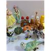 Image 3 : Assorted Salt/Pepper Shakers and Figures