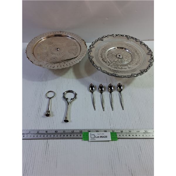 Silver Plated Spoon Set & (2) Trays