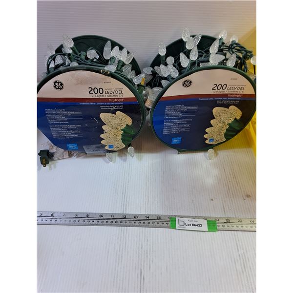(2) Working Energy Star Christmas Lights & Dairyland Crate, Pickup Only