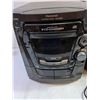 Image 2 : Panasonic Stereo System with Speakers - Not Working