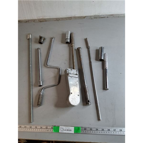 Speed Handle Crank, Ratchet Breaker, Sockets, Misc.