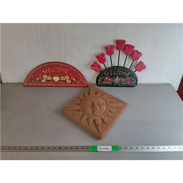 Wall Welcome Signs & Singing Sun Up to 16.75"