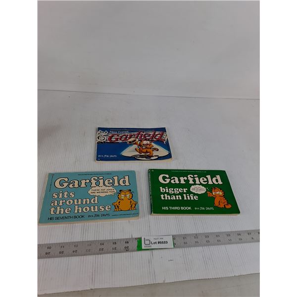 (3) Garfield Books- Here Comes Garfield, Garfield Sits Around The House, Garfield Bigger Than Life