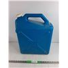 Image 1 : Reliance 23L Plastic Can, Pickup Only