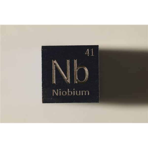8.6 GRAMS NIOBIUM BLUE COLORED CUBE WITH TABLE OF