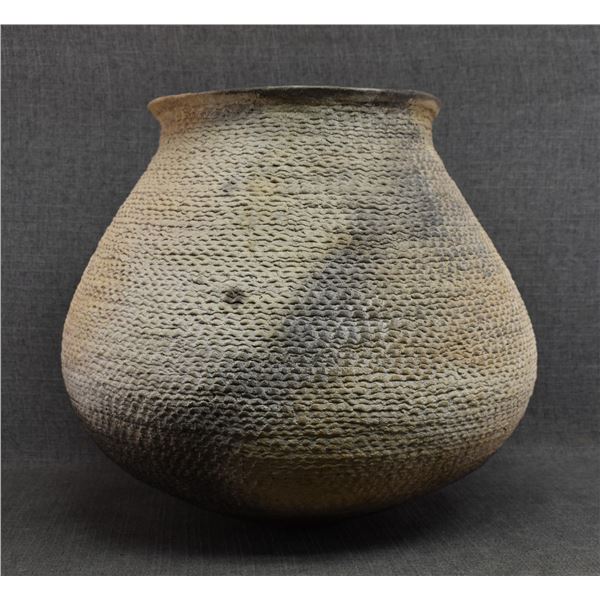 ANASAZI POTTERY COOKING JAR