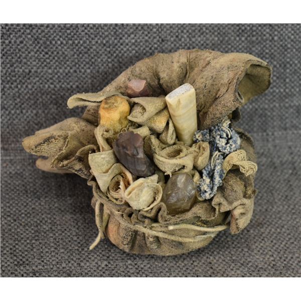 NAVAJO MEDICINE BUNDLE