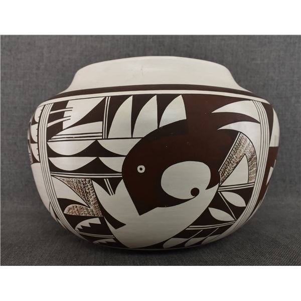 HOPI POTTERY JAR (JOY NAVASIE)