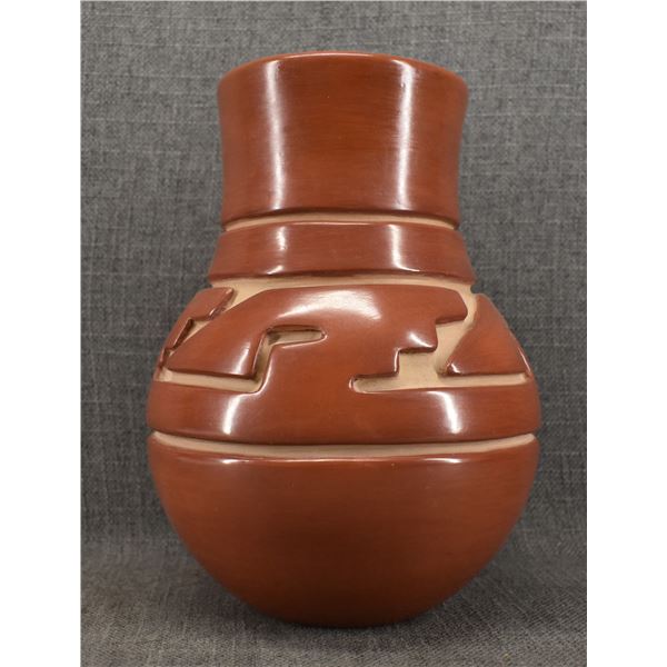 SANTA CLARA POTTERY VASE (JENNIE TRAMMEL)